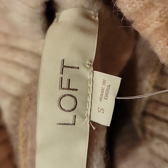 LOFT NWT pink and brown sweater.  Very wam and cozy. 3% wool.  size S - Picture 7 of 8